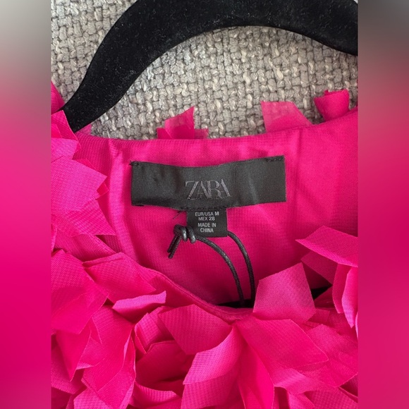 Zara fushia Petal Textured Fitted Statement Jacket – Size Medium - Picture 9 of 13